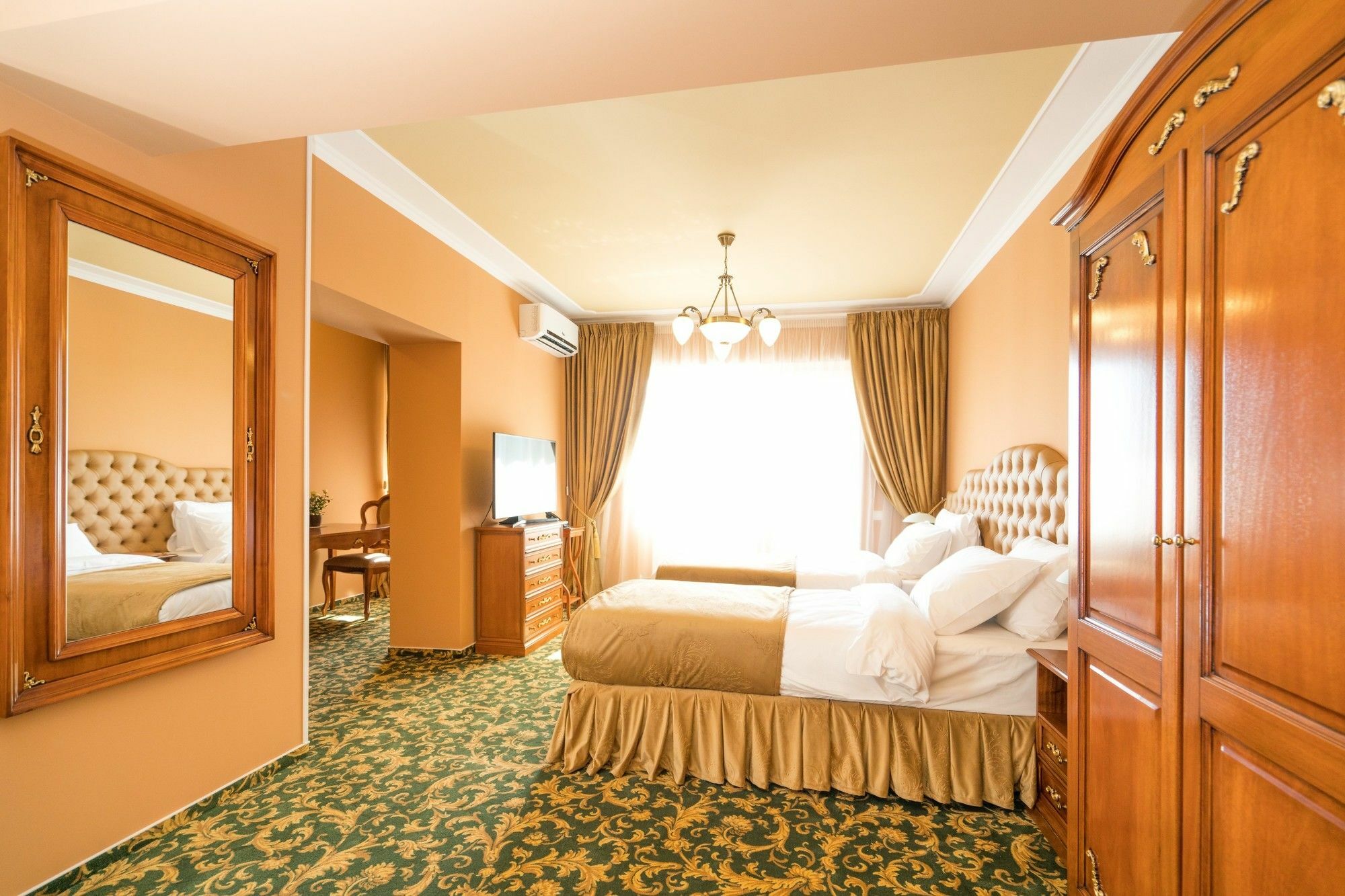 Studio One Accommodation Suites Букурещ Екстериор снимка